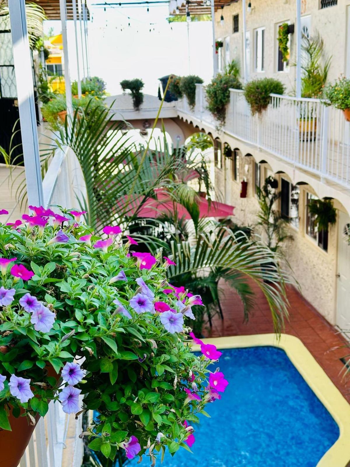 Bungalows Las Glorias Rincon de Guayabitos Exteriör bild