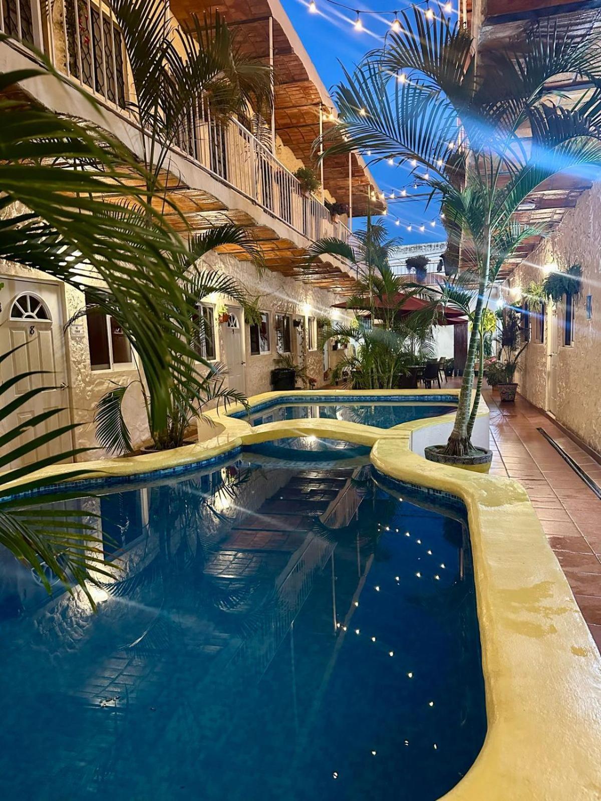 Bungalows Las Glorias Rincon de Guayabitos Exteriör bild